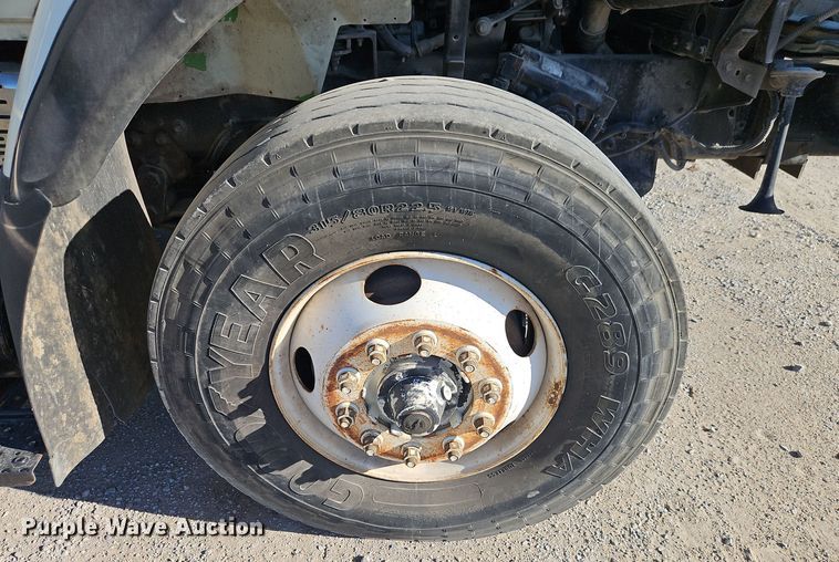 image for item EI8377 2008 International  7400 refuse truck