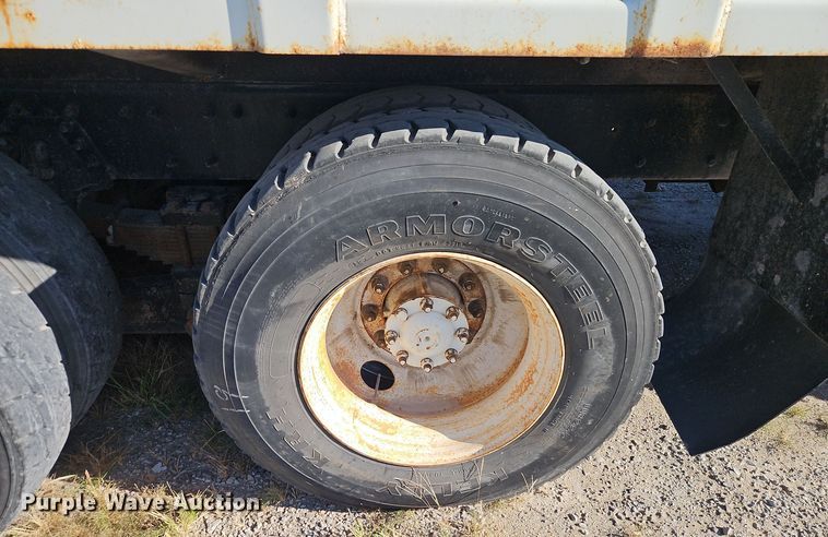 image for item EI8377 2008 International  7400 refuse truck