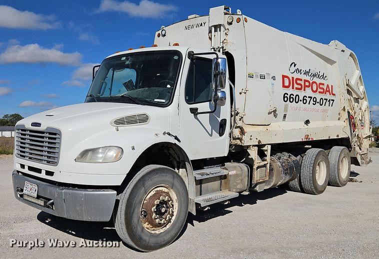 image for item EI8378 2013 Freightliner  M2 refuse truck