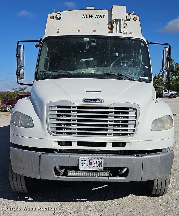 image for item EI8378 2013 Freightliner  M2 refuse truck