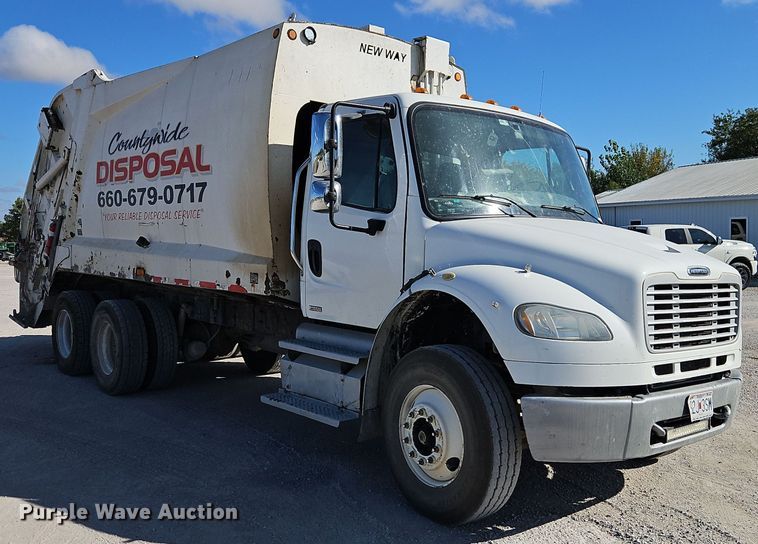 image for item EI8378 2013 Freightliner  M2 refuse truck
