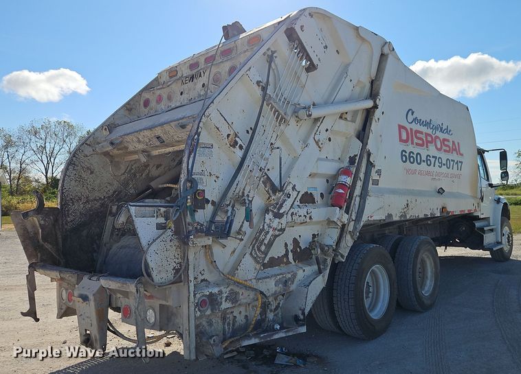image for item EI8378 2013 Freightliner  M2 refuse truck
