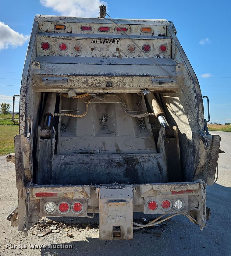 image for item EI8378 2013 Freightliner  M2 refuse truck