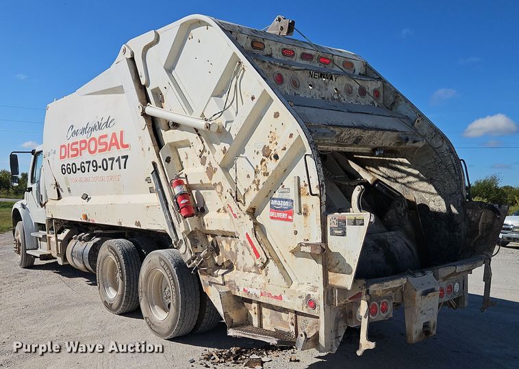 image for item EI8378 2013 Freightliner  M2 refuse truck