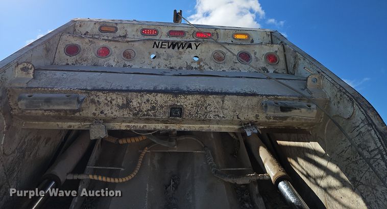 image for item EI8378 2013 Freightliner  M2 refuse truck