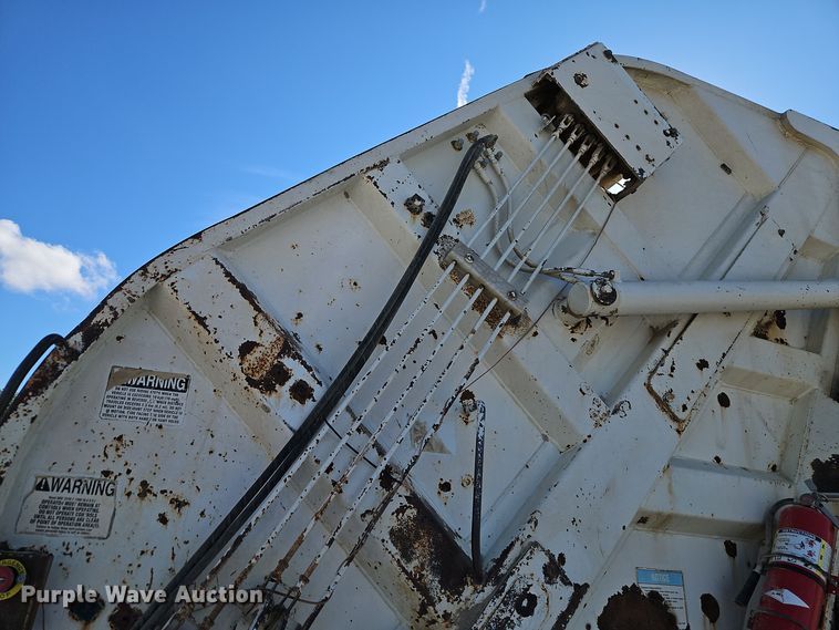 image for item EI8378 2013 Freightliner  M2 refuse truck