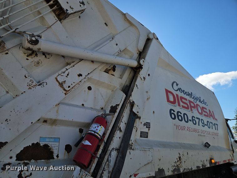 image for item EI8378 2013 Freightliner  M2 refuse truck