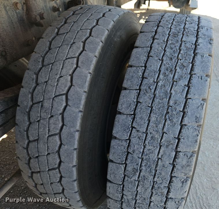 image for item EI8378 2013 Freightliner  M2 refuse truck