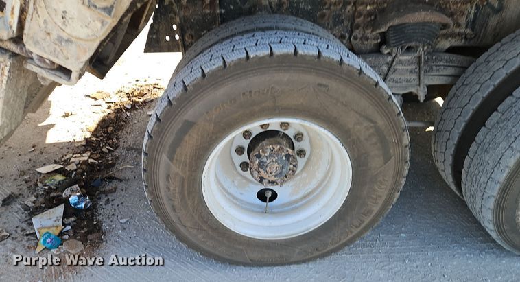 image for item EI8378 2013 Freightliner  M2 refuse truck