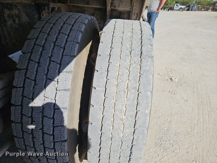 image for item EI8378 2013 Freightliner  M2 refuse truck