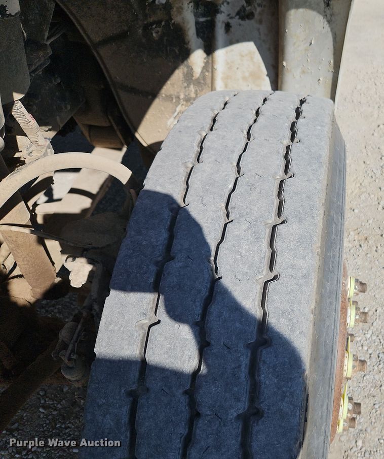 image for item EI8378 2013 Freightliner  M2 refuse truck