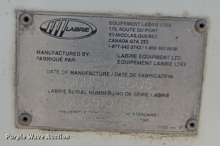 image for item EI8379 2005 Freightliner  M2 refuse truck