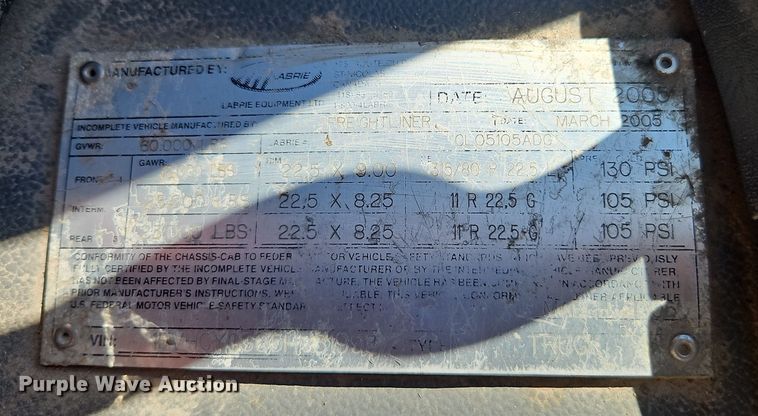 image for item EI8379 2005 Freightliner  M2 refuse truck