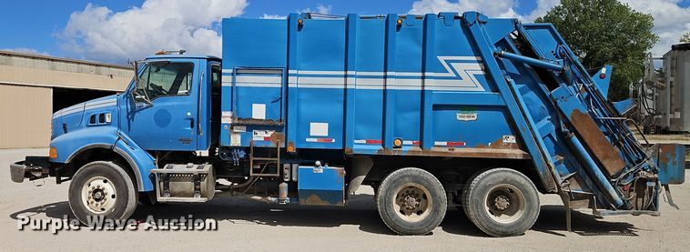 image for item EI8380 2006 Sterling  L9500 refuse truck