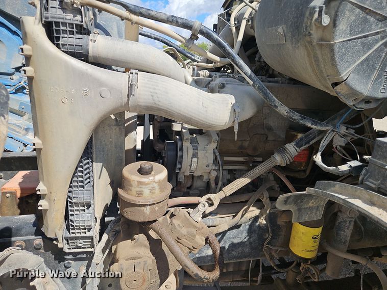 image for item EI8380 2006 Sterling  L9500 refuse truck