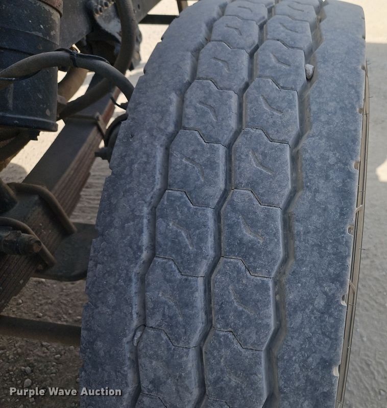 image for item EI8380 2006 Sterling  L9500 refuse truck