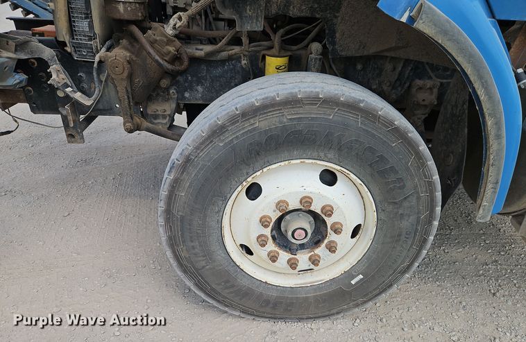 image for item EI8380 2006 Sterling  L9500 refuse truck