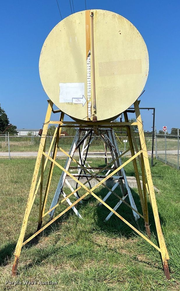 image for item EJ3011 (3) fuel tanks with stands