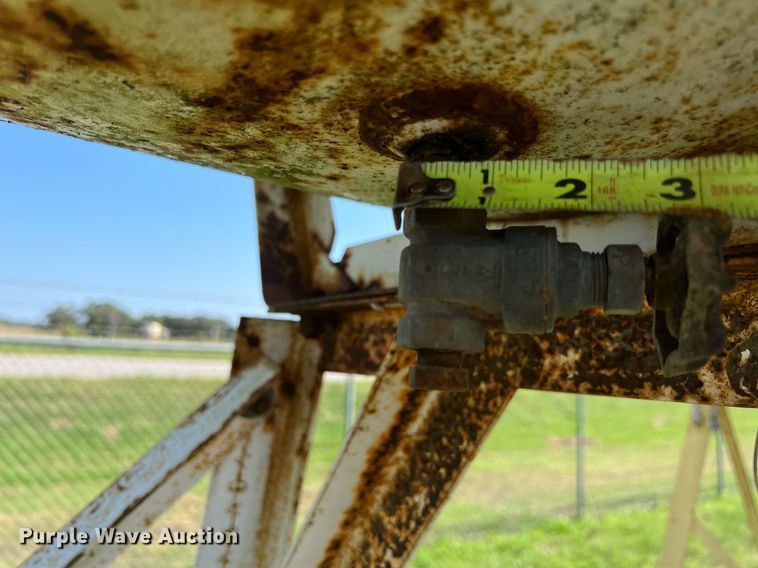 image for item EJ3011 (3) fuel tanks with stands