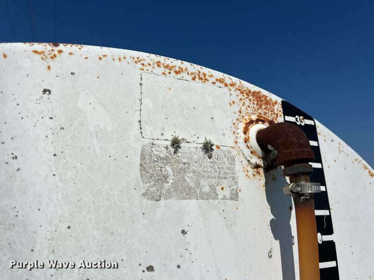 image for item EJ3011 (3) fuel tanks with stands