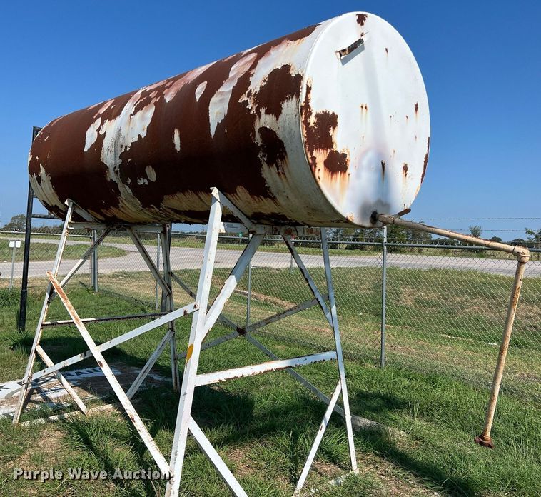 image for item EJ3011 (3) fuel tanks with stands