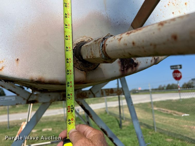 image for item EJ3011 (3) fuel tanks with stands