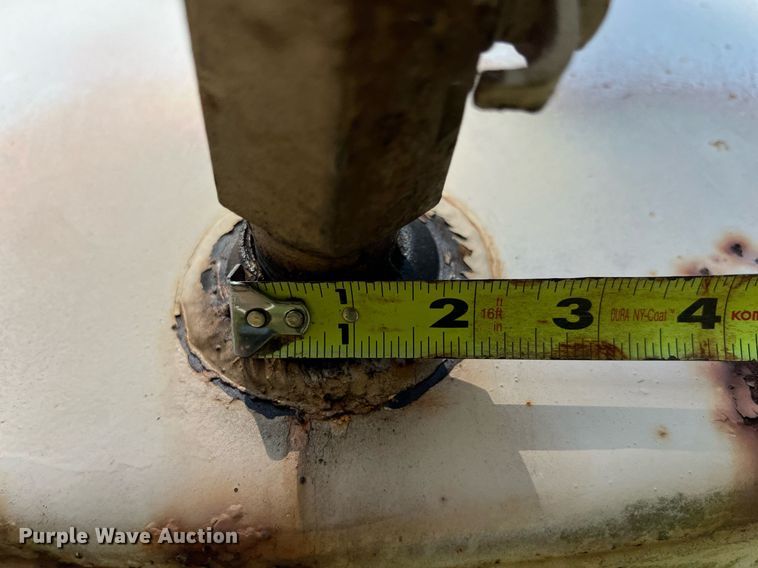 image for item EJ3011 (3) fuel tanks with stands