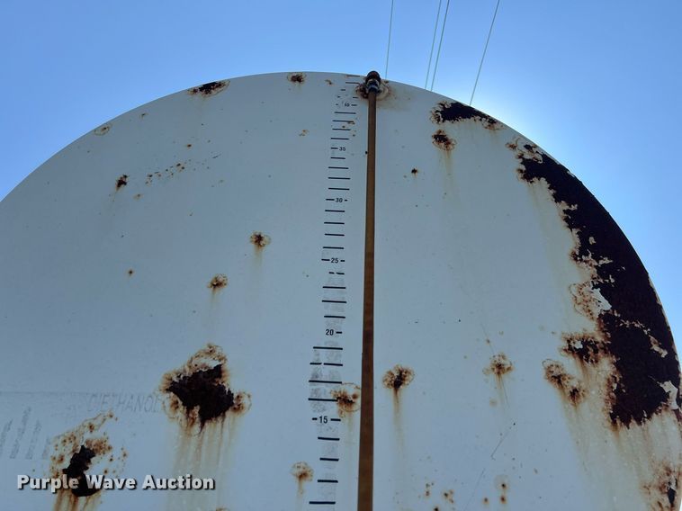 image for item EJ3011 (3) fuel tanks with stands