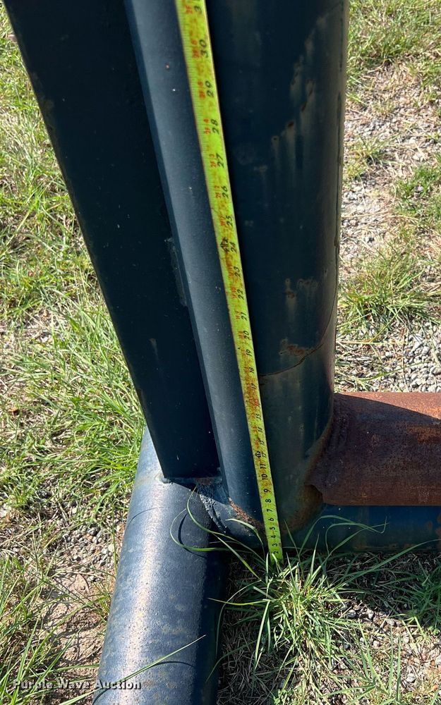 image for item EJ3012 (2) pipe racks