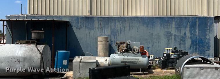 image for item EJ3014 Skid mounted storage container