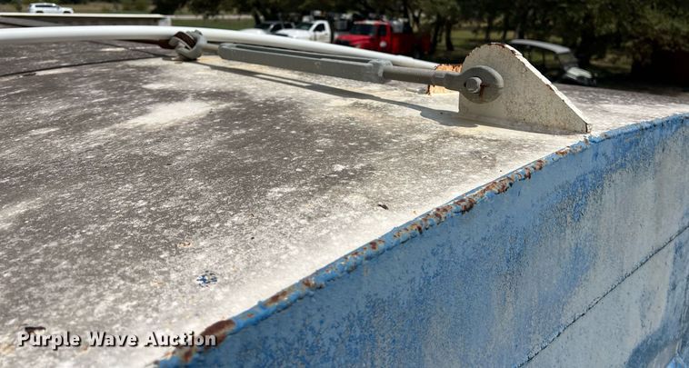 image for item EJ3014 Skid mounted storage container