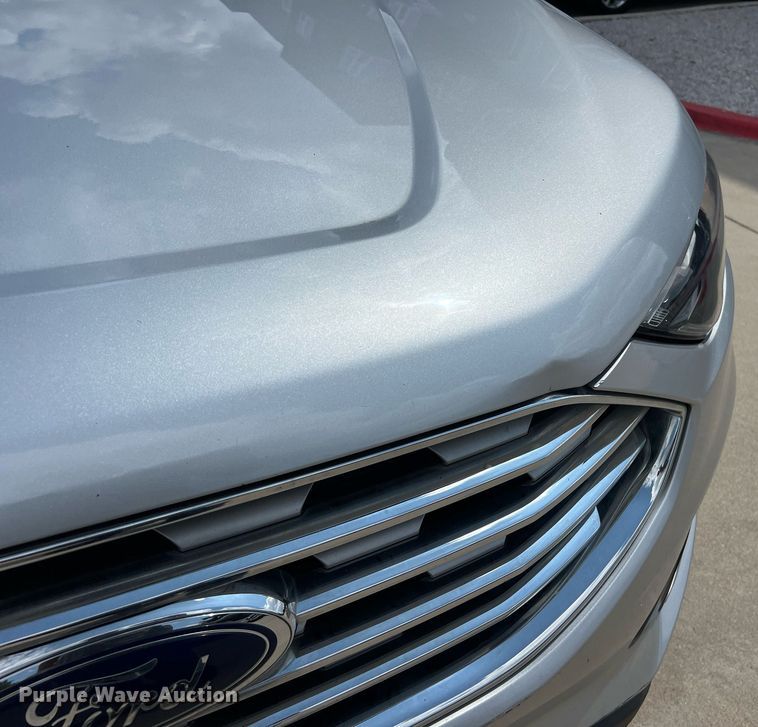 image for item EJ3018 2019 Ford Edge SEL SUV