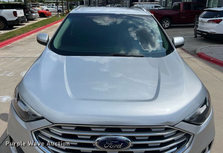 image for item EJ3018 2019 Ford Edge SEL SUV