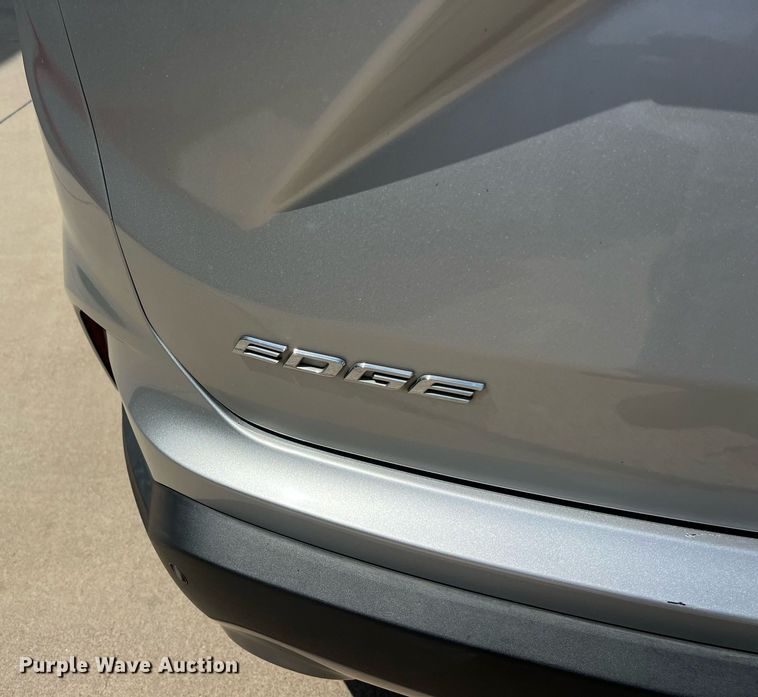 image for item EJ3018 2019 Ford Edge SEL SUV