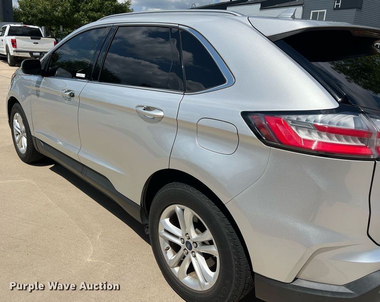 image for item EJ3018 2019 Ford Edge SEL SUV