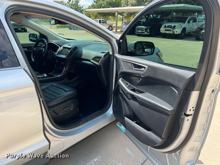 image for item EJ3018 2019 Ford Edge SEL SUV