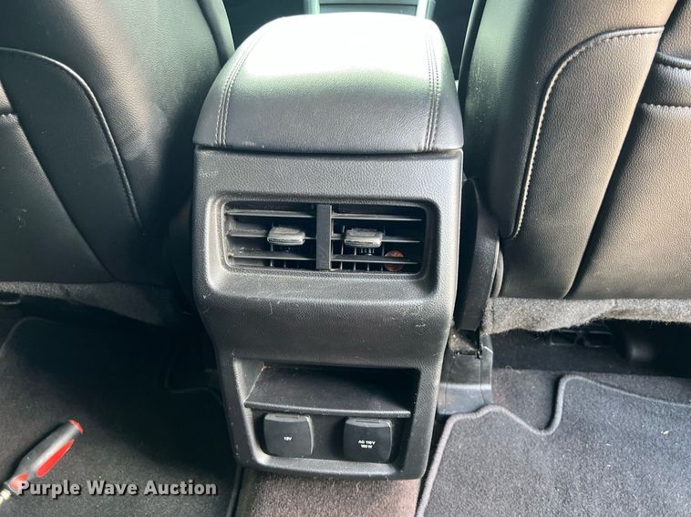 image for item EJ3018 2019 Ford Edge SEL SUV