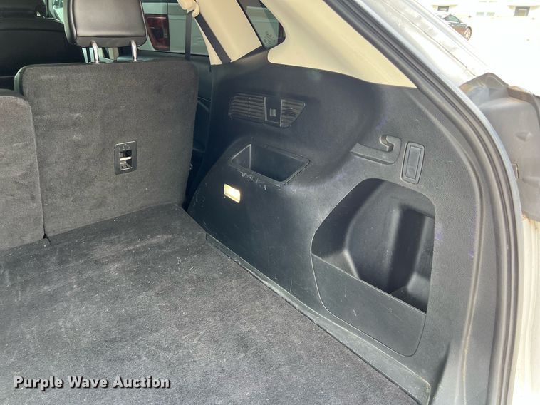 image for item EJ3018 2019 Ford Edge SEL SUV