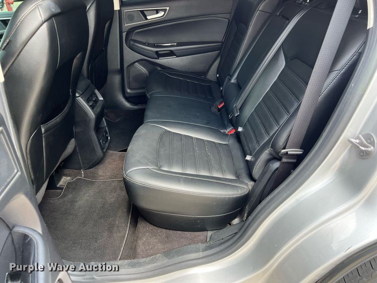 image for item EJ3018 2019 Ford Edge SEL SUV