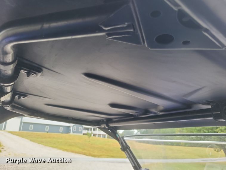 image for item EJ8035 2019 Yamaha  YXZ 1000R SS utility vehicle