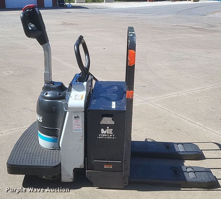 image for item EJ8037 Uni Carriers RPXT2W2G60BV pallet jack