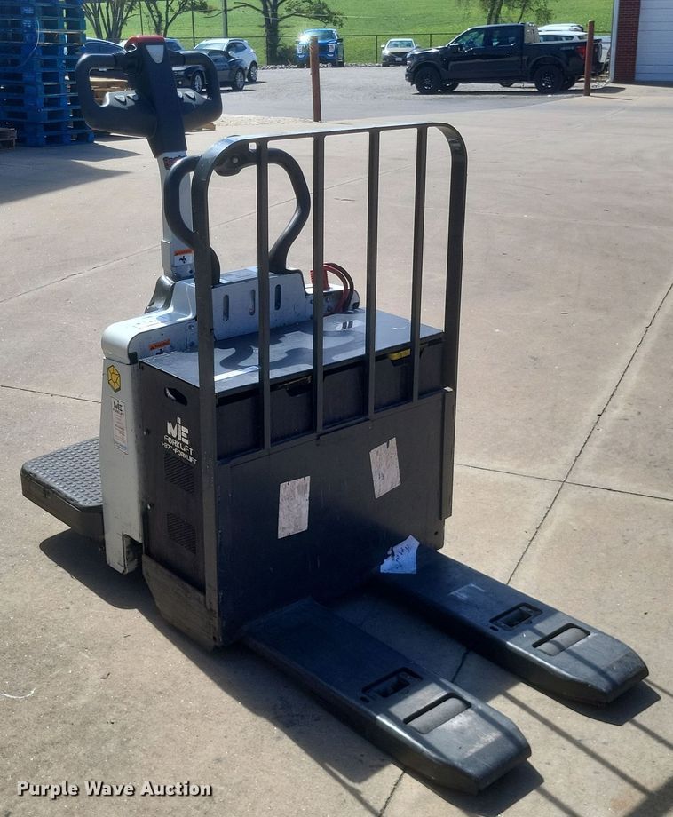 image for item EJ8038 Uni Carriers RPXT2W2G60BV pallet jack