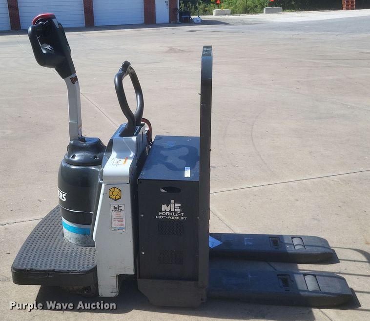 image for item EJ8038 Uni Carriers RPXT2W2G60BV pallet jack