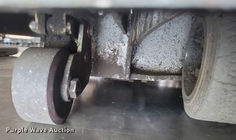 image for item EJ8038 Uni Carriers RPXT2W2G60BV pallet jack