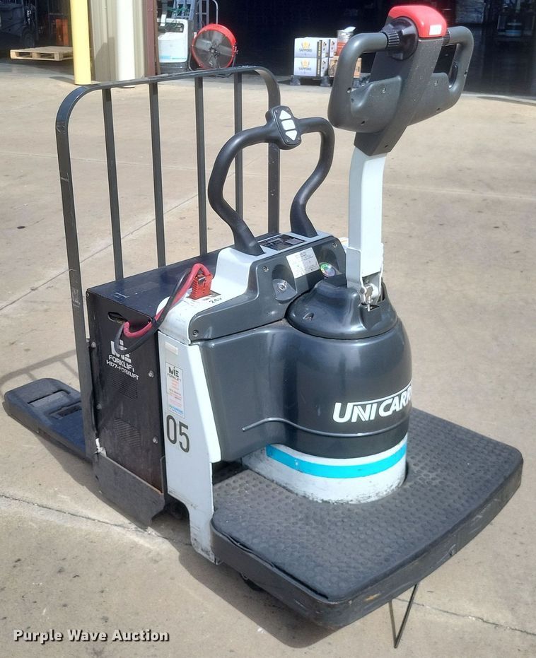 image for item EJ8039 Uni Carriers  RPXT2W2G60BV pallet jack