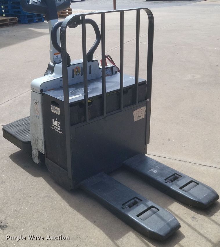 image for item EJ8039 Uni Carriers  RPXT2W2G60BV pallet jack