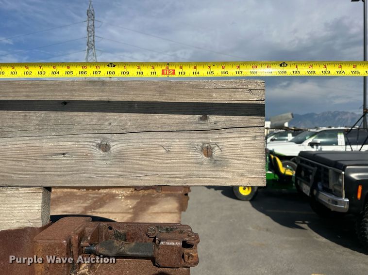 image for item EJ8977 2013 Chevrolet  Silverado 3500 Crew Cab dump bed pickup truck