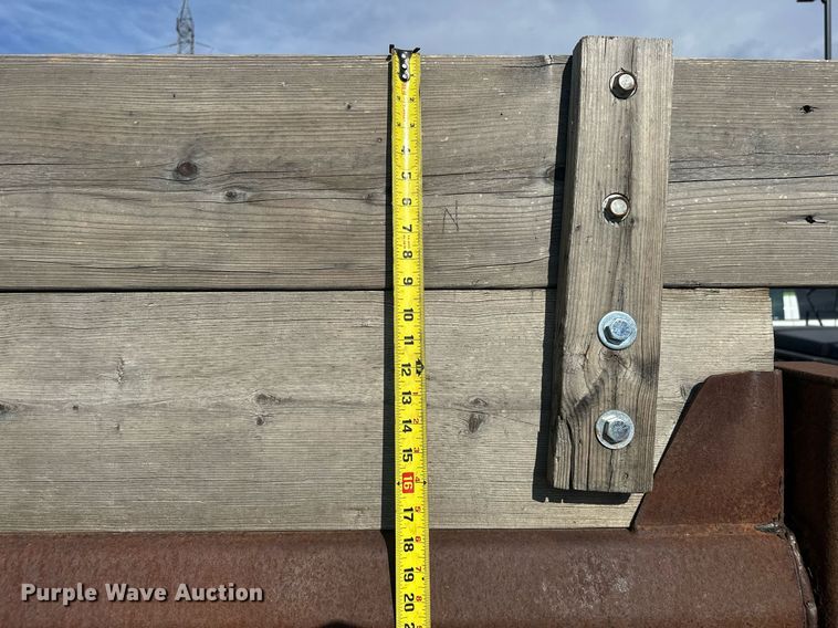 image for item EJ8977 2013 Chevrolet  Silverado 3500 Crew Cab dump bed pickup truck