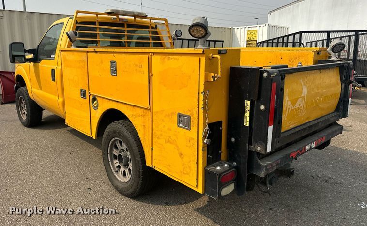 image for item EJ8979 2013 Ford F250 Super Duty utility bed pickup truck