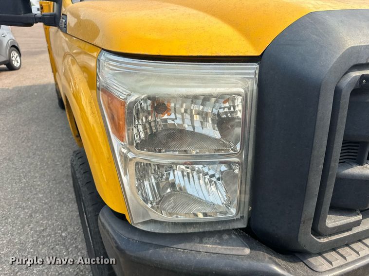 image for item EJ8979 2013 Ford F250 Super Duty utility bed pickup truck